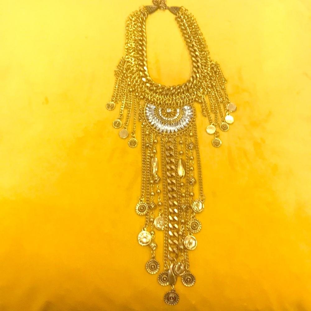 Indi looking necklace